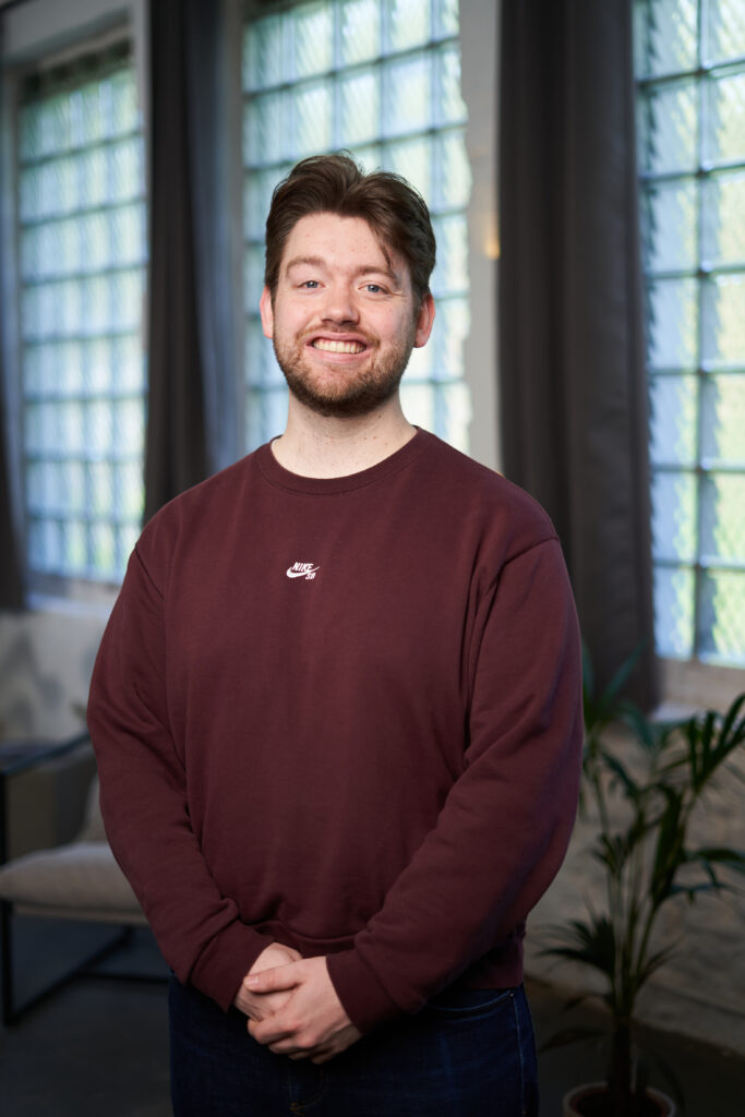 Jonah Fröhlich | Digital Marketing Strategist bits & likes